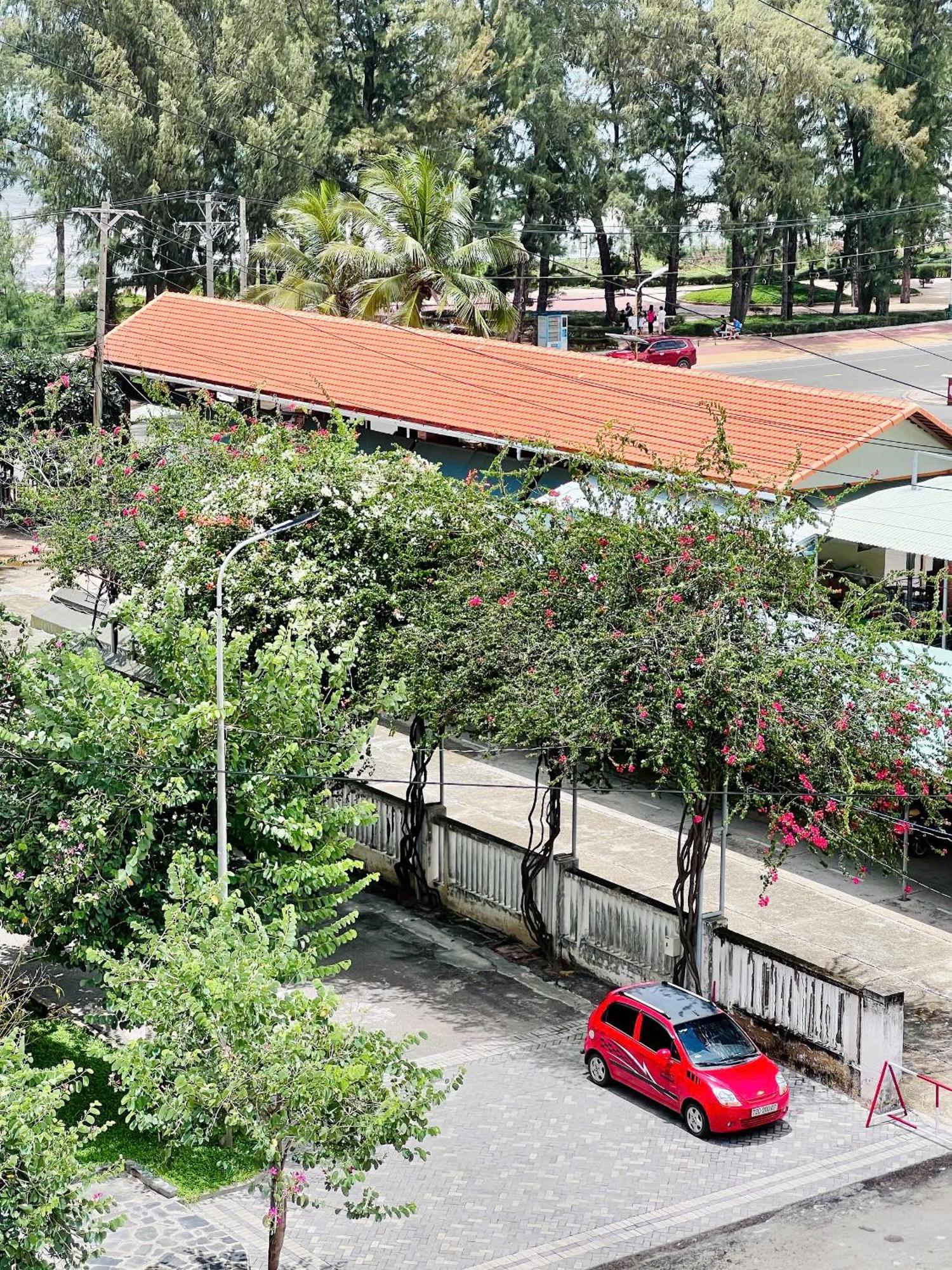 Hotel Khach San Binh Minh Phan Thiết Exteriér fotografie