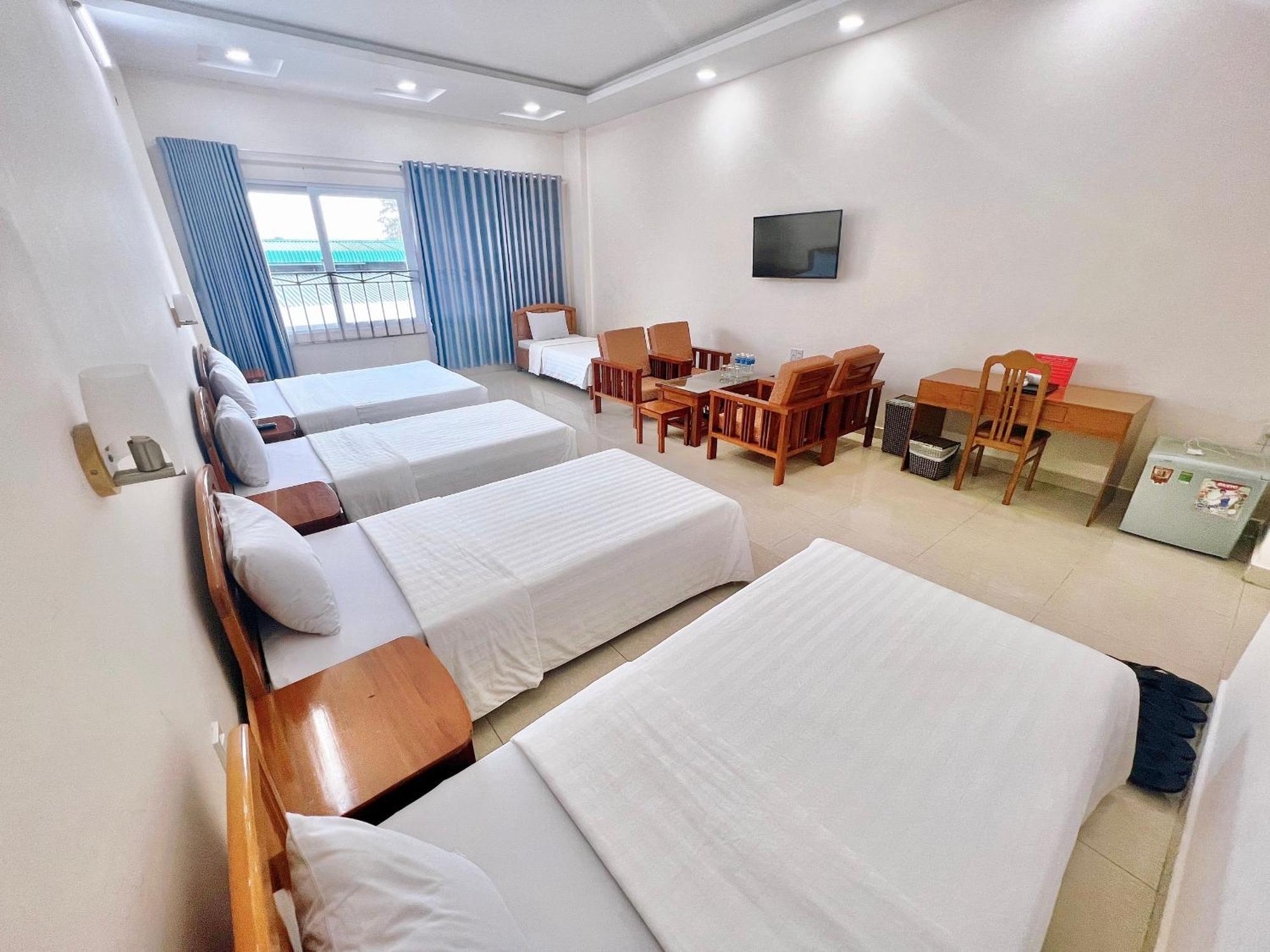 Hotel Khach San Binh Minh Phan Thiết Exteriér fotografie