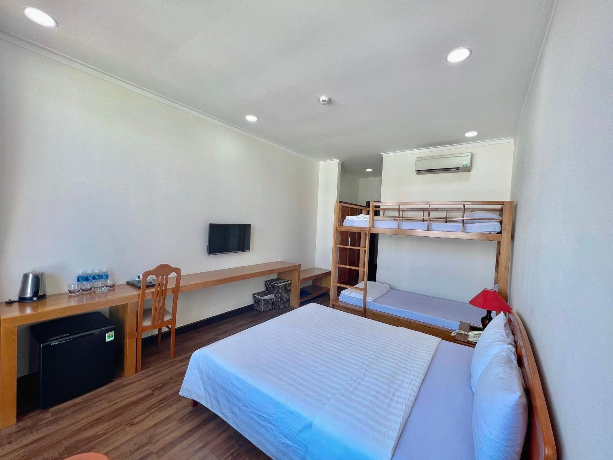 Hotel Khach San Binh Minh Phan Thiết Exteriér fotografie