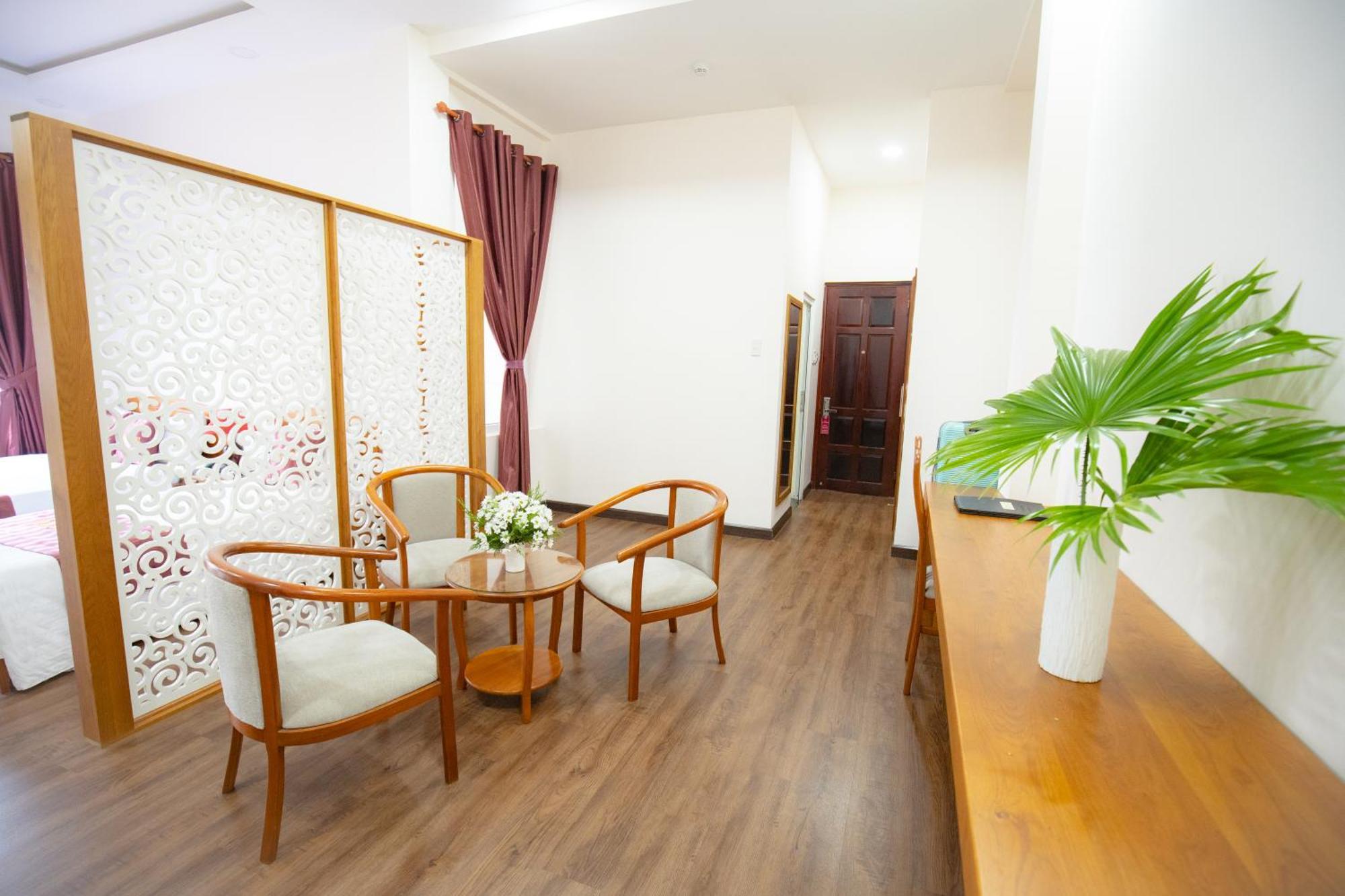Hotel Khach San Binh Minh Phan Thiết Exteriér fotografie
